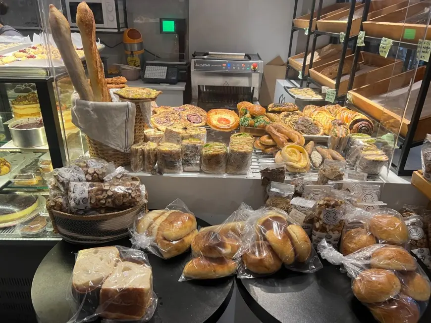 Vedat Milör'ün Önerisiyle : Ekşi Co