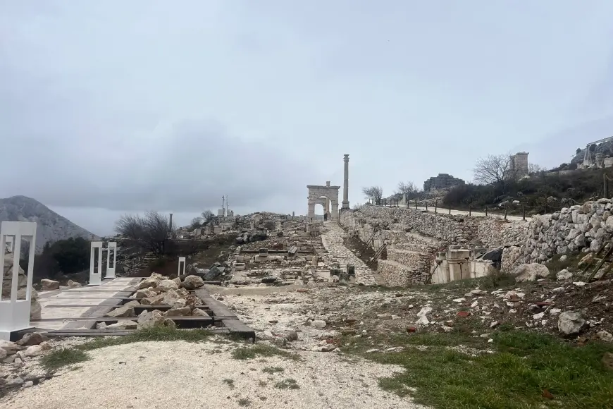 İlber Ortaylı’nın Önerdiği Rotada Zamanda Yolculuk: Sagalasos Antik Kenti