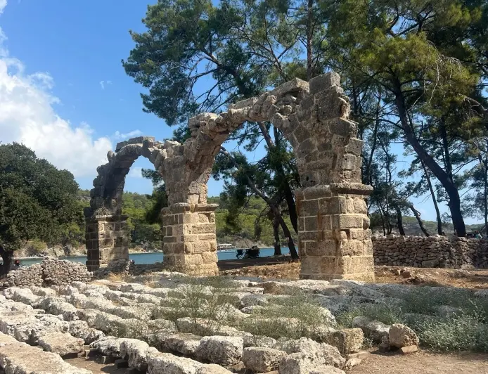 Neden Yazın Phaselis Antik Kenti Gitmelisin?